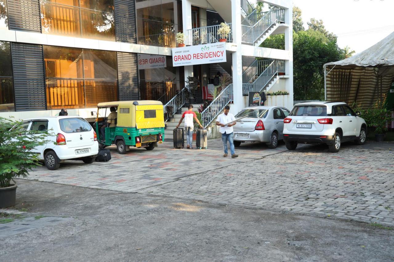 Airport Cochin Grand Residency , Nedumbassery Angamali Exterior photo