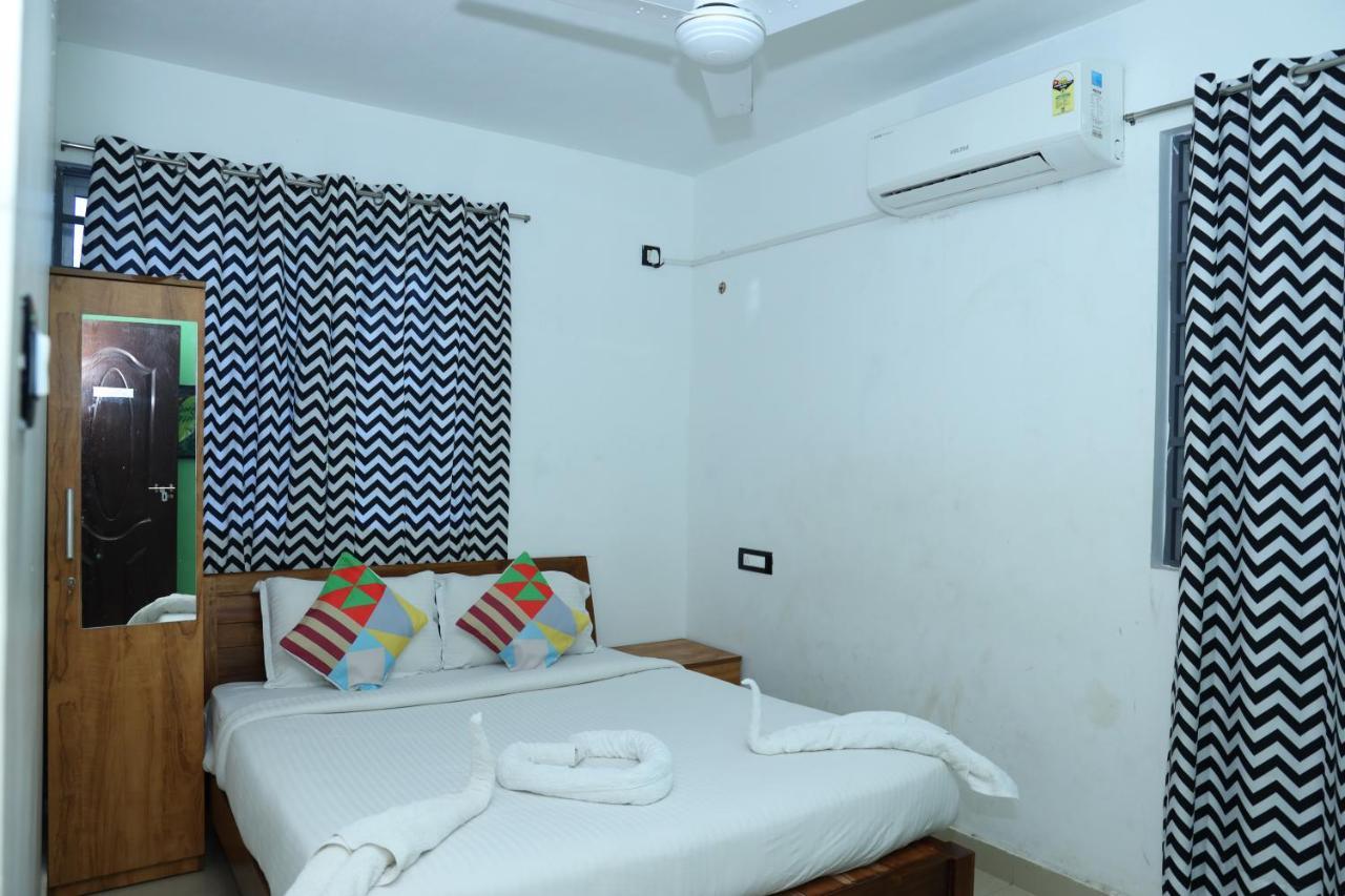 Airport Cochin Grand Residency , Nedumbassery Angamali Exterior photo